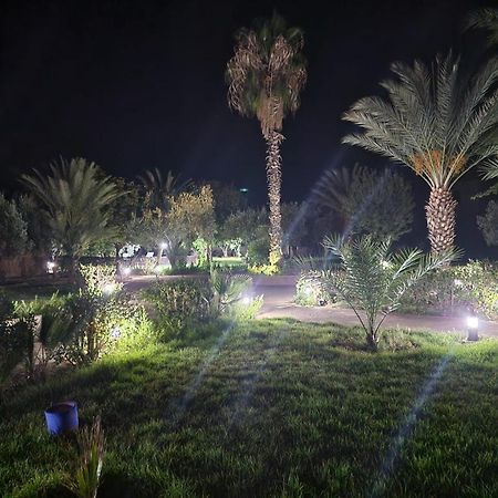 Bed and Breakfast Le Domaine De Carole Marrakech Douar Akkara Exterior foto