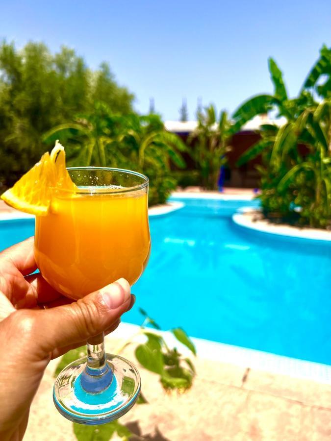 Bed and Breakfast Le Domaine De Carole Marrakech Douar Akkara Exterior foto